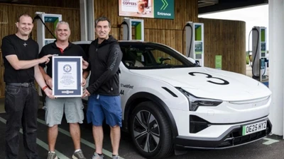 Xe điện Polestar 3 lập kỷ lục Guinness, chạy gần 1.000 km/sạc