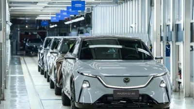 Mazda EZ-60 từ 591 triệu đầu tiên đã chính thức xuất xưởng