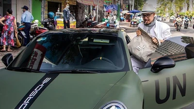Xem chi tiết Porsche 911 Turbo S của ông Đặng Lê Nguyên Vũ