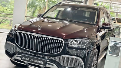 Mercedes-Maybach GLS 480 màu độc, tiền sơn đủ mua Mazda CX-5