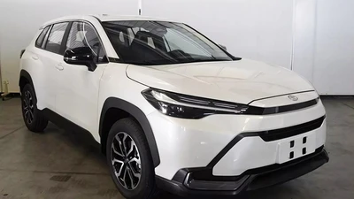 Toyota Frontlander 2026 - "em song sinh" của Corolla Cross
