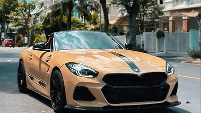 BMW Z4 mang phong cách lạ mắt rao bán hơn 2 tỷ đồng ở TP.HCM