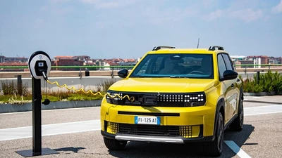 Cận cảnh SUV Fiat Grande Panda 2025, giá từ 17.000 USD