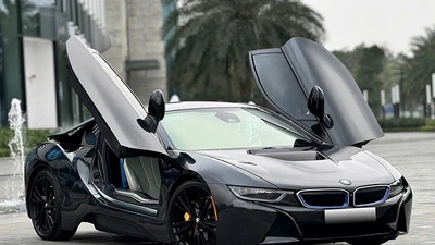BMW i8 chỉ với 2 tỷ đồng, món hời hay sự lo lắng về pin?