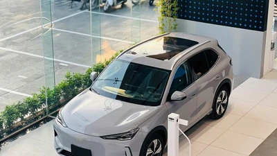 Geely Monjaro và EX5 chưa ra mắt Việt Nam đã giảm 100 triệu