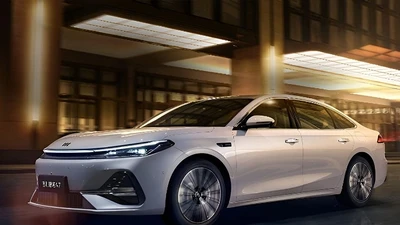 Geely sắp có sedan hybrid giá rẻ "ăn" chỉ 2 lít xăng/100km