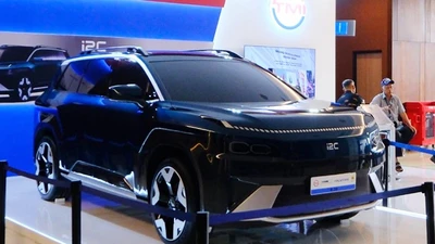 Ra mắt i2C - SUV điện quốc dân Indonesia giá 790 triệu đồng