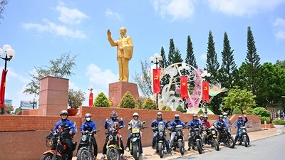 Phượt xe máy - hành trình khám phá, trưởng thành của giới trẻ 