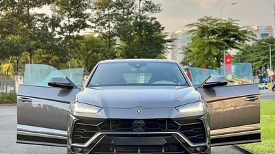 Lamborghini Urus 2022 bán đắt hơn xe "đập thùng" ở Hà Nội
