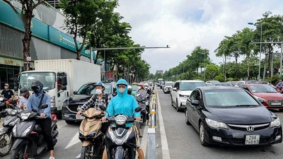 Cấm xe máy xăng - cần đảm cơ sở bảo hạ tầng, xã hội và kinh tế