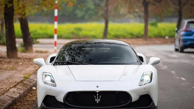 "Soi" Maserati MC20 bán 3 năm giá 19 tỷ đồng không ai mua