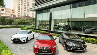 Lexus ES được giảm giá niêm yết đến 260 triệu tại Việt Nam