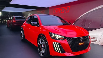 Peugeot E-208 GTi ra mắt "chiến binh" điện hóa