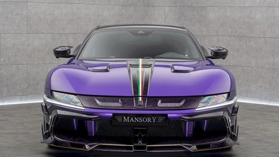 Ngắm siêu xe Ferrari 12Cilindri độ đầu tiên trên thế giới bởi Mansory