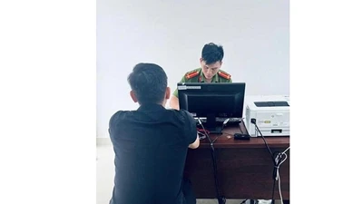 Xử phạt người đàn ông đăng thông tin xúc phạm vợ cũ trên mạng 