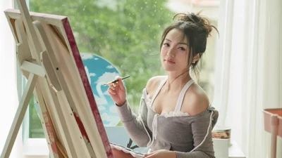 "Hot girl ngực khủng" Thủy Top mừng tuổi mới với ảnh cực nét