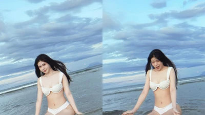 Thêm một nữ MC gợi cảm gia nhập đường đua bikini