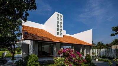 Nhà mái ngói đẹp sững sờ trên báo Mỹ