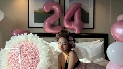 Mê mẩn bộ ảnh sinh nhật của bạn thân TikToker Xuân Ca