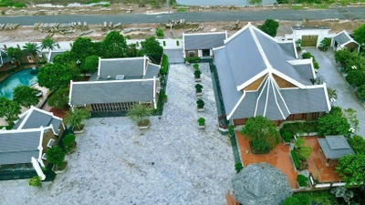 Dinh thự hoành tráng gây chú ý tại Thanh Hóa của "bầu" Đoan 