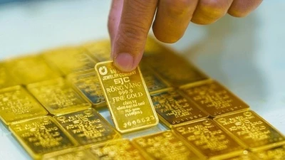 Giá vàng hôm nay 30/05: Vàng thế giới "quay xe" tăng mạnh?