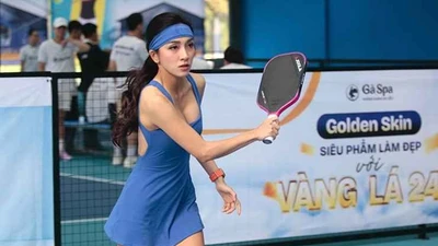 Jessie Lương đẹp từ phòng gym tới sân pickleball