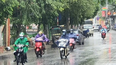Từ Hà Tĩnh tới Đà Nẵng mưa lớn kéo dài 2 ngày cuối tuần