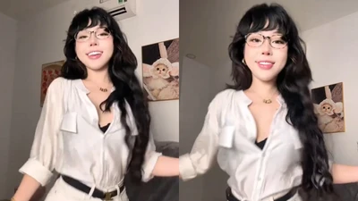 Màn mở cúc áo gây bão của hot TikToker Bảo Khuyên Susan