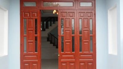 5 kiểu thiết kế cửa nhà chặn đứng tài lộc nên tránh 