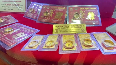 Giá vàng hôm nay 15/7: Quay đầu lao dốc?