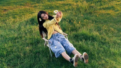 "Em xinh say hi" nhỏ tuổi nhất sở hữu bảng thành tích "chất"