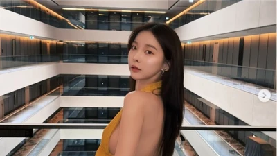 Kiếm 230 triệu donate, nữ streamer bị chỉ trích "bán thân"