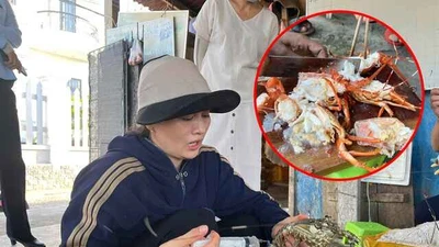 Người phụ nữ bơm thạch rau câu vào tôm hùm gây xôn xao 