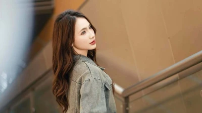 Danh tính "cô đồng nát" sáng nhất cõi mạng nhờ visual đỉnh
