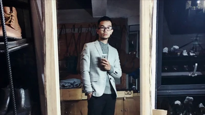 Khi nhà báo bị hô biến thành "doanh nhân bất đắc dĩ"