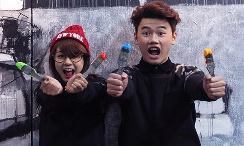 Cặp đôi hot teen chung chí hướng, kiếm tiền giỏi