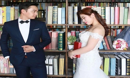 Dung nhan cô dâu nhờ like ảnh để được chồng tặng iPhone 7