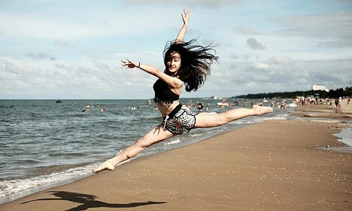 Nhan sắc của vợ "hot boy thể dục" Phạm Phước Hưng