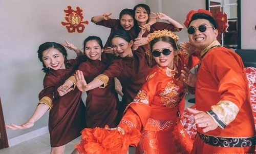 Lễ ăn hỏi “vui nổ trời” của nữ stylist Sài thành