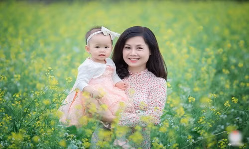 Bà nội U50 trông như thiếu nữ khiến gái trẻ phải "phát hờn"