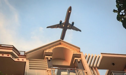 Cận cảnh nơi máy bay “sượt qua đầu” hạ cánh xuống Tân Sơn Nhất