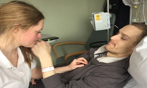 Cô vợ trẻ “chạy đua cùng tử thần” để cứu chồng ung thư