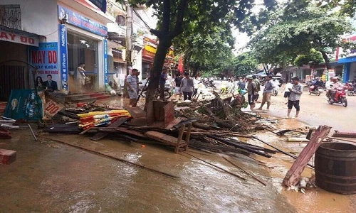 Hình ảnh hãi hùng ở Điện Biên sau cơn lũ ống