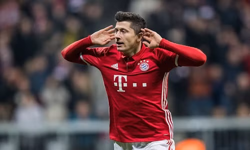 Những ngôi sao bóng đá sắp bước sang ngưỡng "tam tuần"