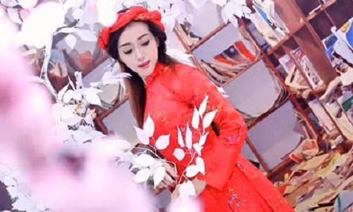 9X Sài thành xinh đẹp và khả năng kiếm 40 triệu/tháng