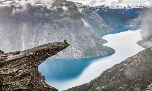 10 cung đường leo núi kỳ thú khiến các phượt thủ mê tít 