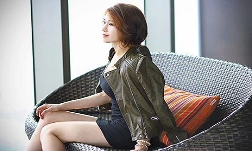 Nữ thạc sĩ 9X chân dài như người mẫu, kinh doanh giỏi