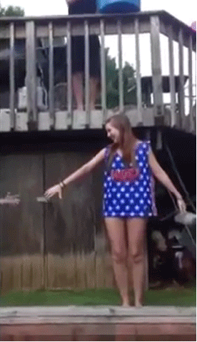 Rất nhiều tai nạn nghiêm trọng đã xảy ra từ những thùng, xô nước đá quá to và nặng rơi từ trên cao xuống đầu người đứng bên dưới.