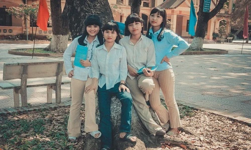 Vừa cười vừa khóc khi xem ảnh kỷ yếu "cổ lỗ sỹ"