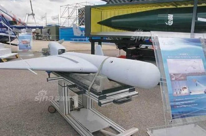 Hiện tại chưa có bình luận chính thức nào từ phía Azerbaijan về việc Israel cung cấp miễn phí cho họ thứ vũ khí đặc biệt lợi hại trên.